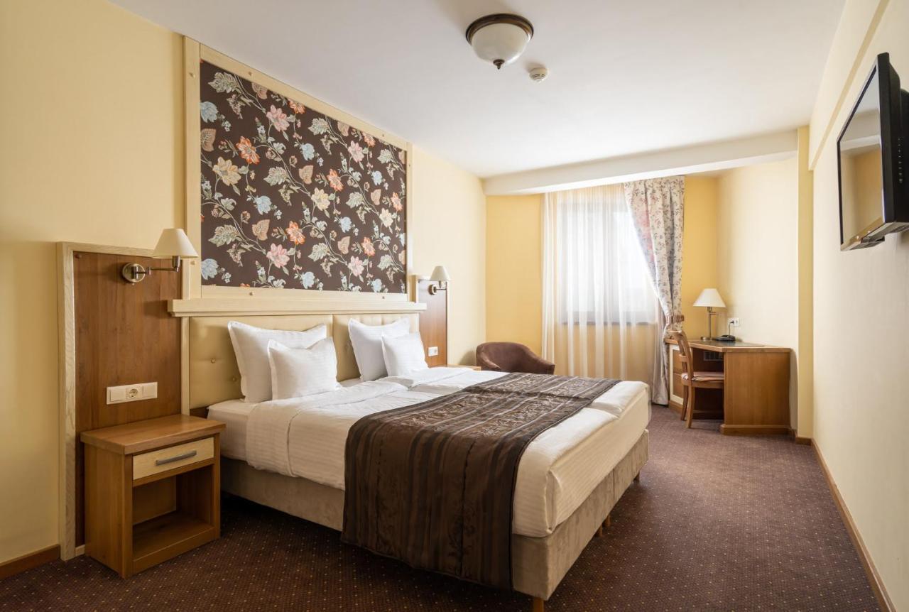 Hotel Leul De Aur Sebes  Bagian luar foto