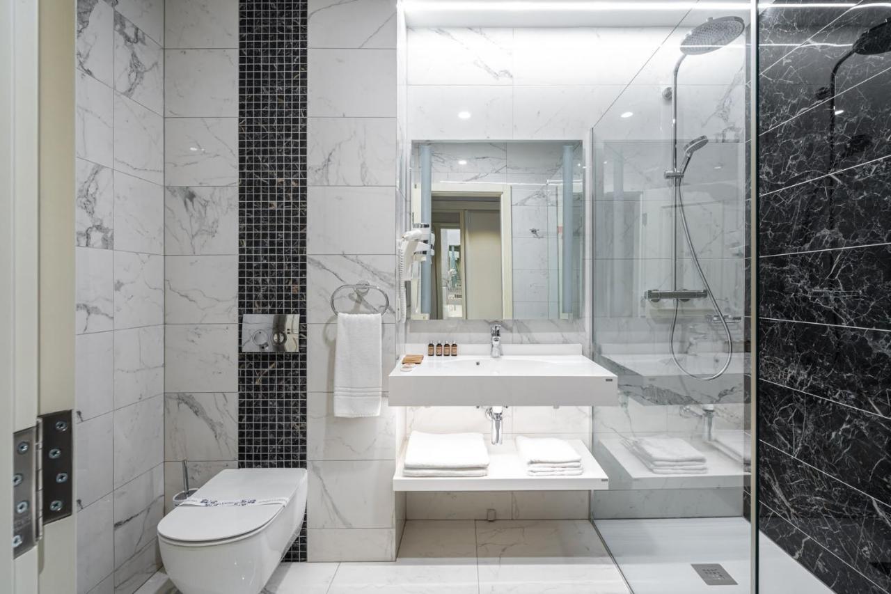 Hotel Leul De Aur Sebes  Bagian luar foto