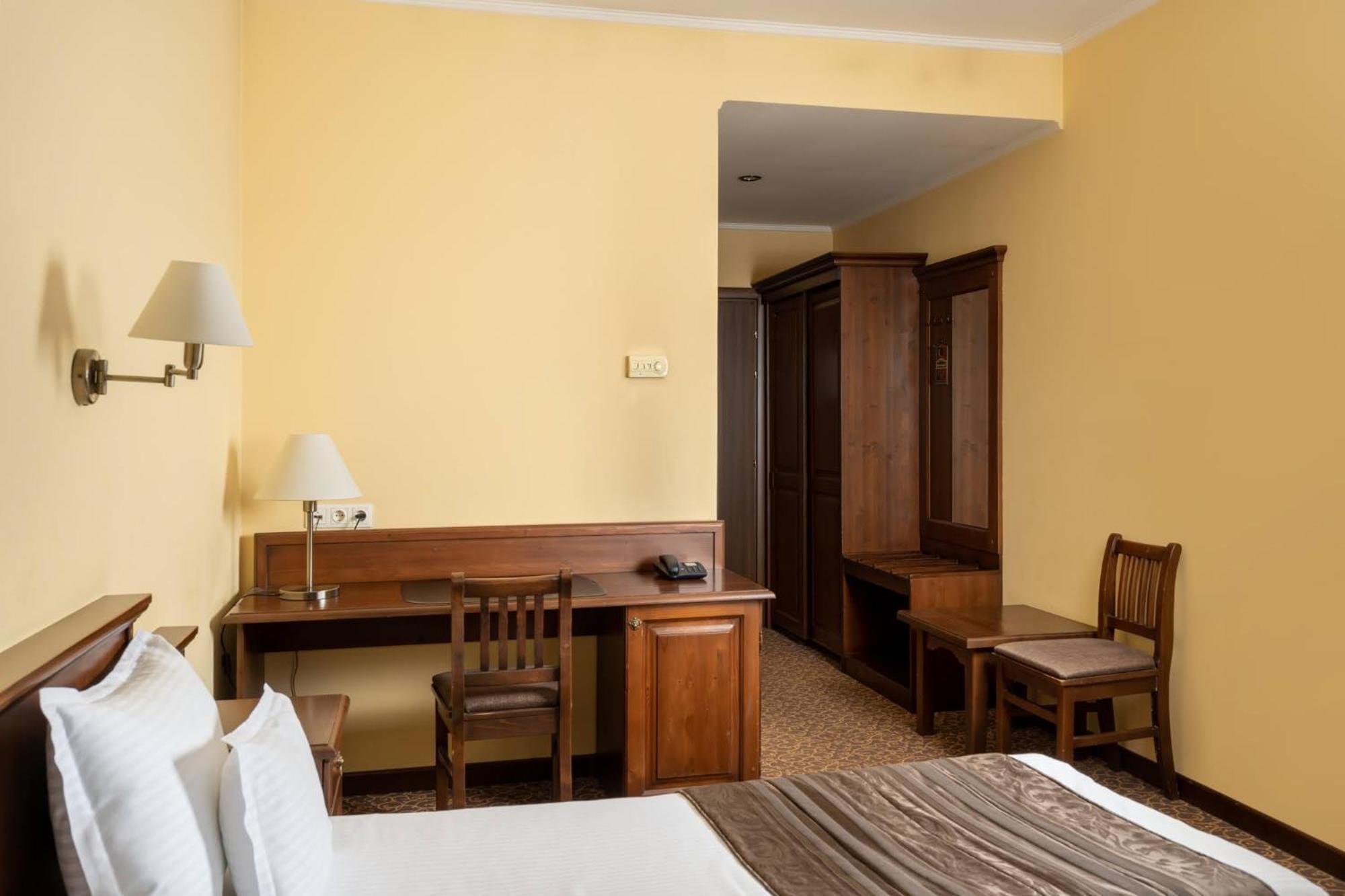 Hotel Leul De Aur Sebes  Bagian luar foto